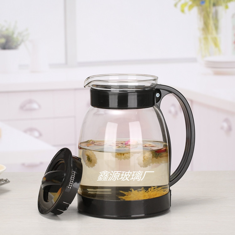 Factory wholesale glass cold water kettle set, thickened cold water kettle, tea teapot, tea set five-piece set, gift box, event gift Application Scenario