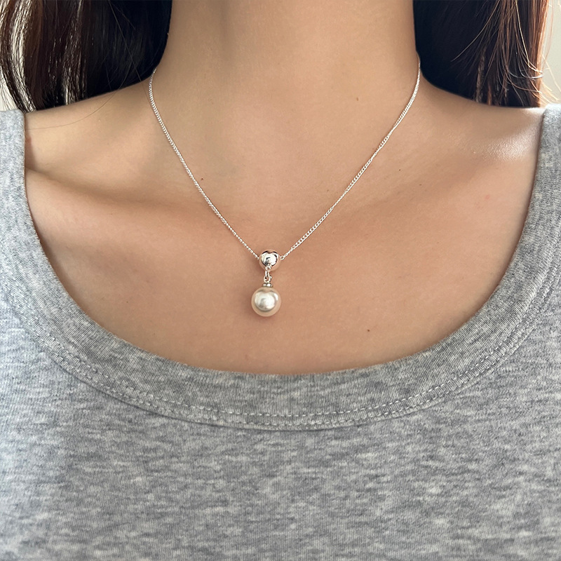 Silver-white double-layer pearl pendant necklace, a light luxury and ladylike high-end French sweater chain, a versatile and elegant accessory Specification drawing
