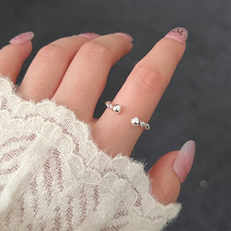 Simple design, ins twist opening, high-end and exquisite style ring, a niche design for women, simple and versatile ring for women Specification drawing