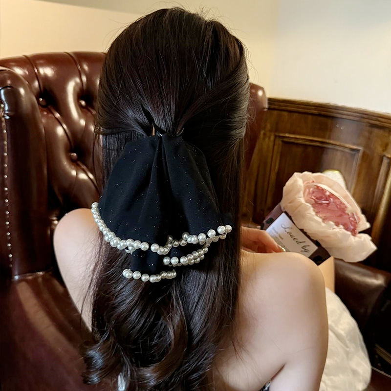 The starry sky beaded ponytail clip, a woman's high-end and elegant style, a semi-tied hair clip, a clip on the back of the head, and a headwear accessory Specification drawing