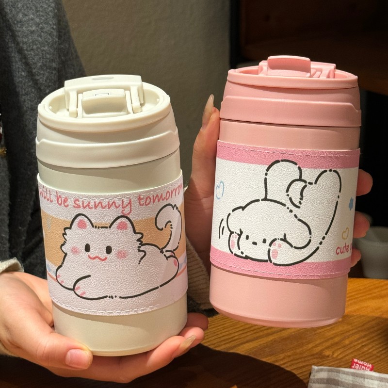 Straw cup, portable cup, heat-resistant insulated cup, popular online celebrity, high appearance level, ins water cup with handle capacity, simple cartoon style Specification drawing
