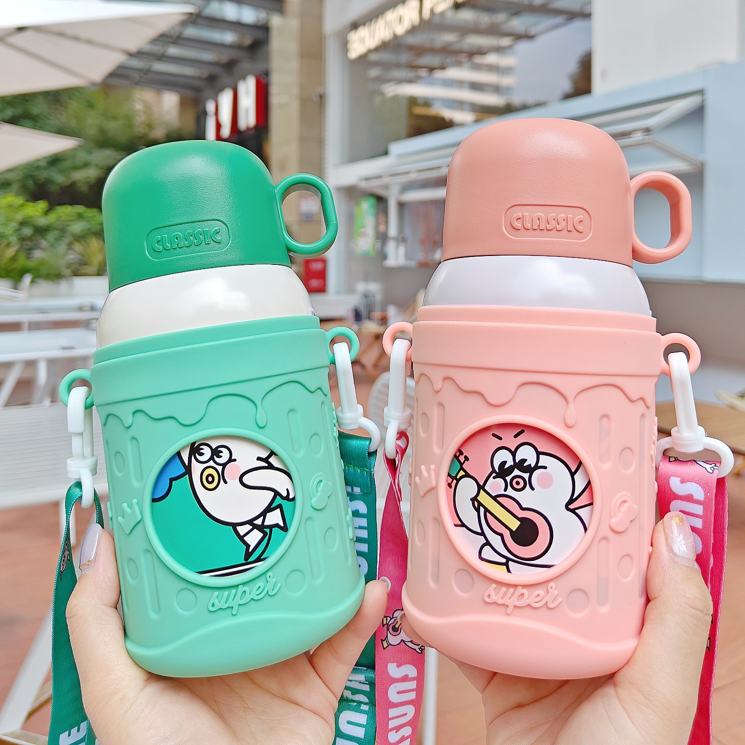New cute insulated cup, portable one-lid dual-purpose water bottle for kindergartens, anti-drop slanted span outdoor stainless steel cup Specification drawing