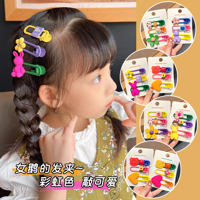 Colorful children's hair clips set, cute cartoon side clips for girls, little girls' bangs clips, hair clips, duckbill clips Application Scenario