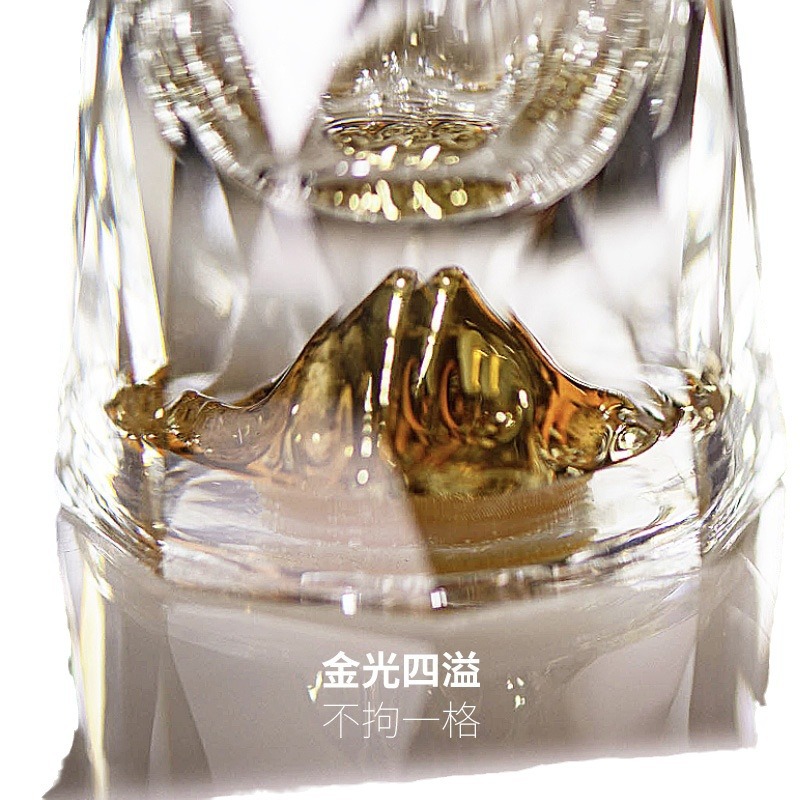 Gold foil white spirit cup wine dispenser, high-end glass household high-end small-sized small wine cup, wine cup and spirits cup set Item Picture
