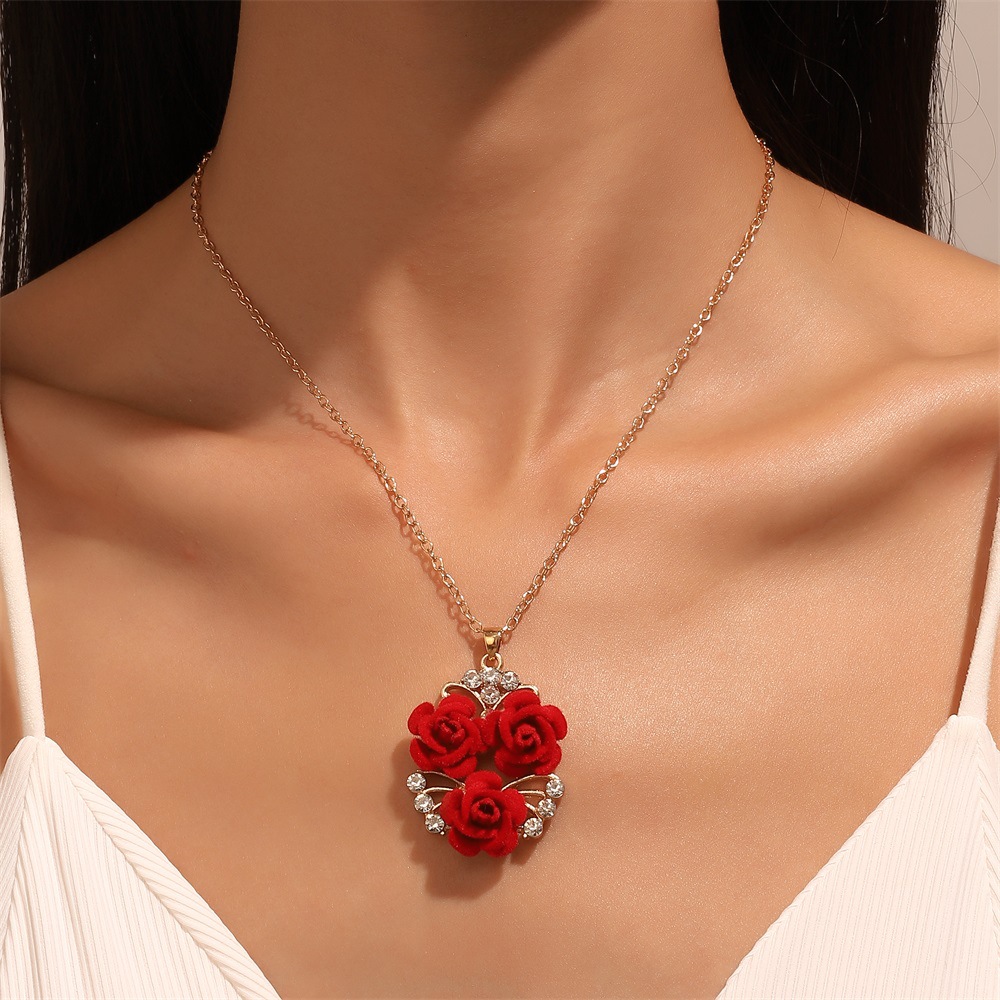 Cross-border European and American rose necklace set, retro and fashionable red rose necklace, earrings, ring, Valentine's Day gift details Picture