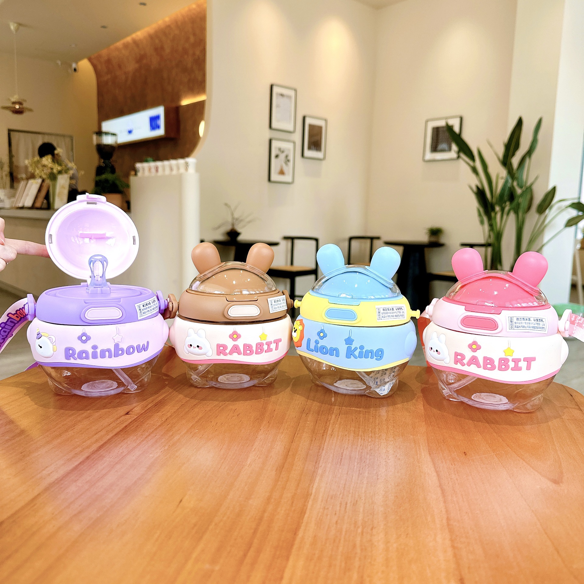 Cute round plastic cup, rabbit, high appearance level, girls' water bottle, big belly, cute children's large-capacity straw cup gift details Picture