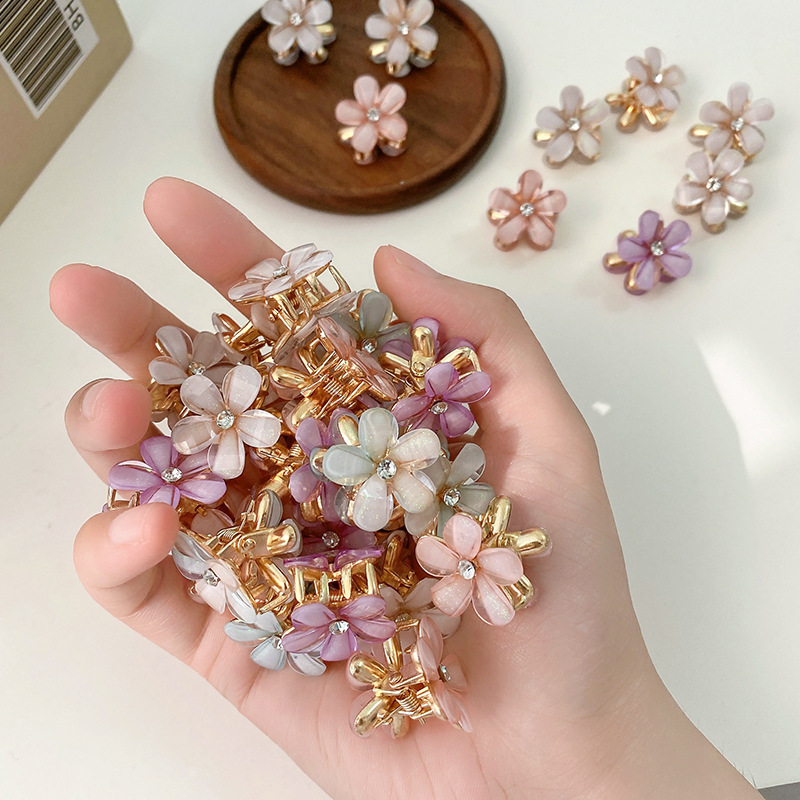 2023 New alloy flower hair clip, delicate girl mini clip, side hair clip, hair accessory full figure