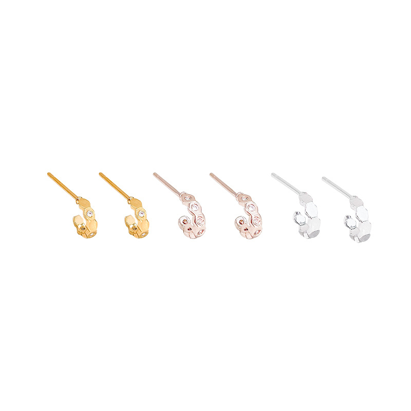 Mini set for sleeping without removing ear piercings, small ear studs, high-end and elegant earrings, unique, exquisite and versatile earrings for women Item Picture