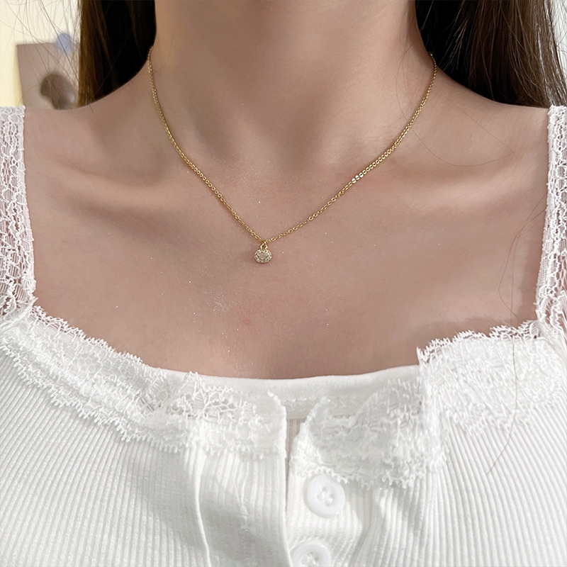 The new 2024 trendy necklace, a delicate and light luxury zircon circle necklace, is simple, fashionable and elegant for women, and a versatile collarbone chain Specification drawing