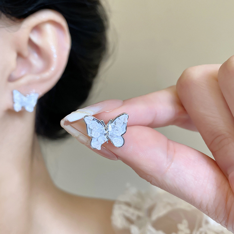 Super ethereal blue crystal butterfly earrings, ins style, versatile and high-end stud earrings, trendy and popular online celebrity earrings wholesale details Picture