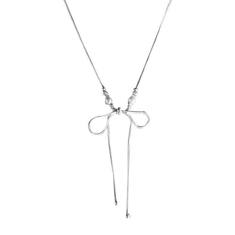 The super ethereal bow pearl necklace is a light luxury and niche design for women. It features a collarbone chain and is a fashionable and popular neckchain accessory Item Picture