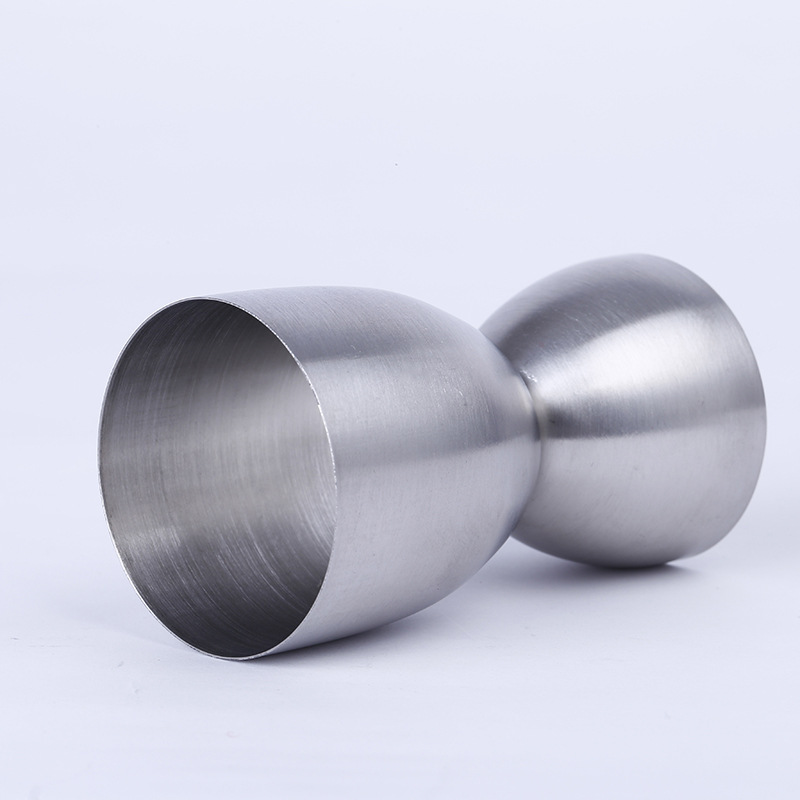 Samples of 201 stainless steel wine glasses, mini beer mugs, spirits cups and outdoor portable cups are available Application Scenario
