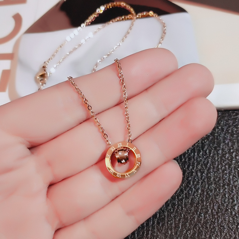 Korean 18k rose gold simple Roman six-diamond necklace, women's titanium steel non-fading trendy collarbone chain wholesale full figure