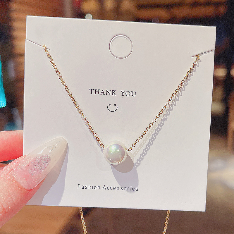 Korean-style simple pearl necklace, trendy and individualistic female Instagram influencer collarbone chain, niche and elegant, non-fading necklace accessory full figure