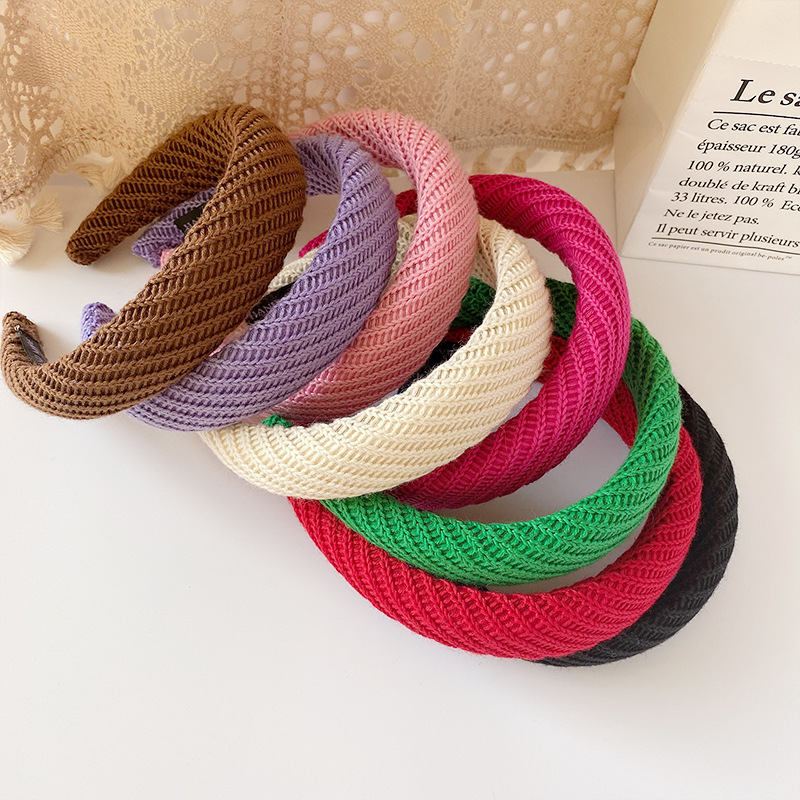 The new autumn and winter woolen knitted wide-edge sponge high top hairband is stylish and versatile. It is a candy-colored headband and hair accessory Specification drawing