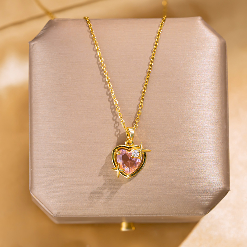 Wholesale of Korean version fashionable new pink heart-shaped zircon pendant titanium steel necklace, women's niche design sense starlight jewelry full figure