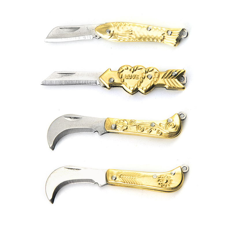 Factory direct sales of mini pocket knives, keychains, folding knives, brass knives, portable knives, and express delivery knives Item Picture