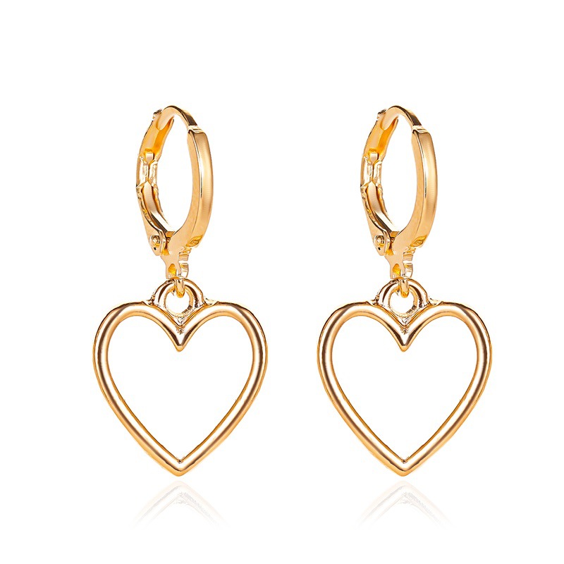 European and American style best-selling earrings: Simple hollowed-out heart-shaped earrings, fresh and versatile metal heart-shaped ear buckles. One-piece shipping Item Picture