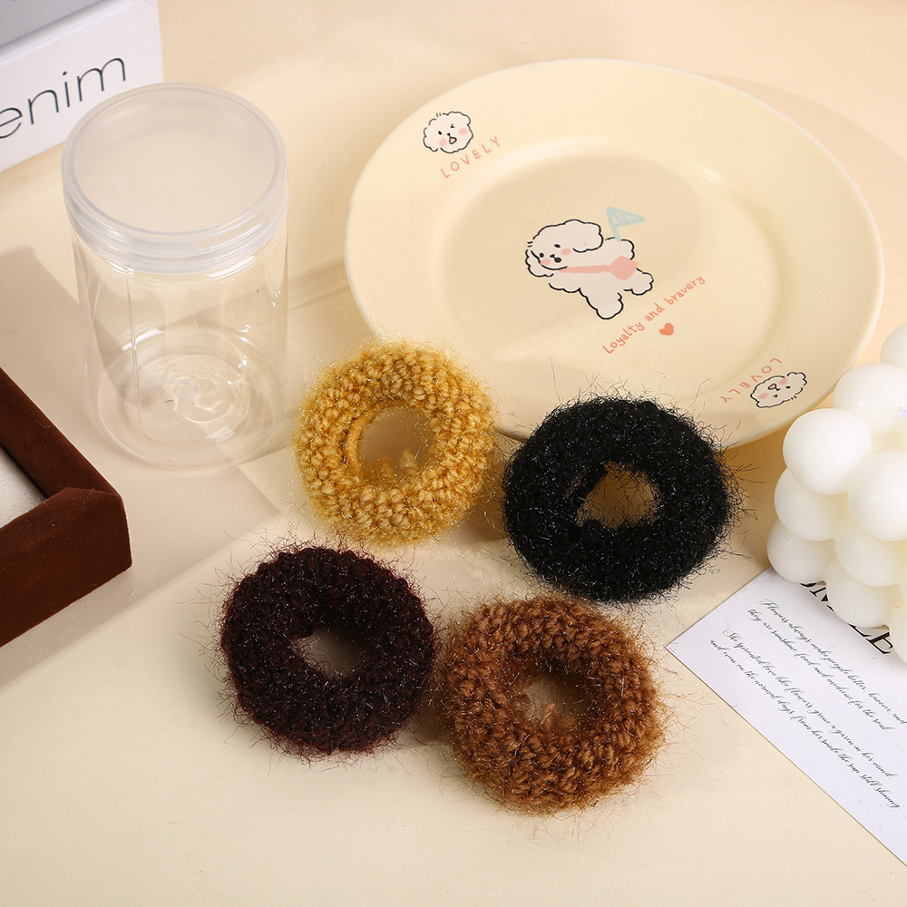 High-elasticity and durable canned hair tie, rubber band, girls' high school ponytail hair tie, simple and elegant bun hair loop Application Scenario