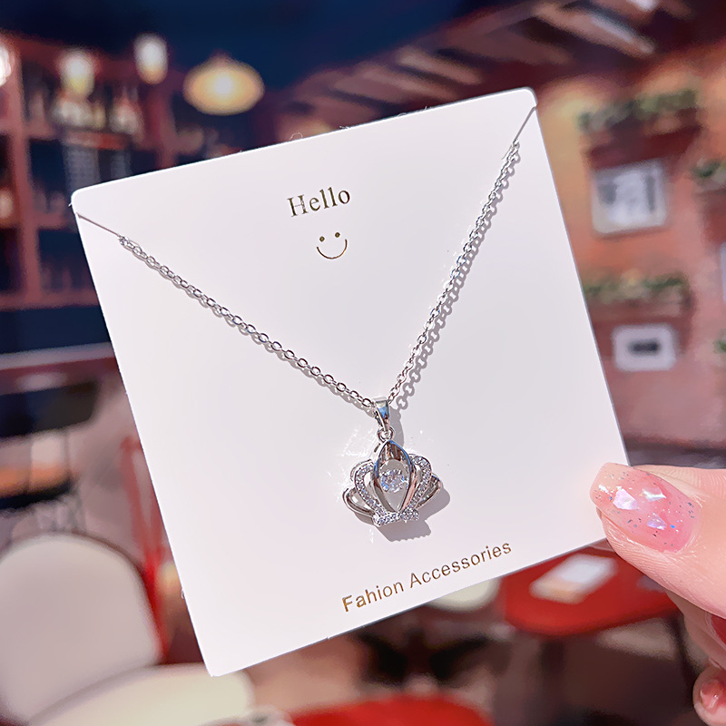 A new, dynamic crown pendant titanium steel necklace from Japan and South Korea, a niche, light luxury full-diamond collarbone chain for women on Instagram, a popular accessory Specification drawing