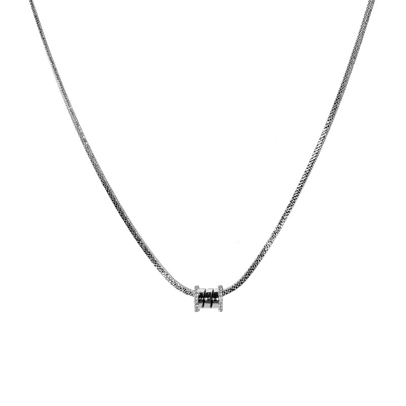 Cold style sparkling diamond small waist necklace, women's light luxury and niche style collarbone chain, 2023 new style Item Picture