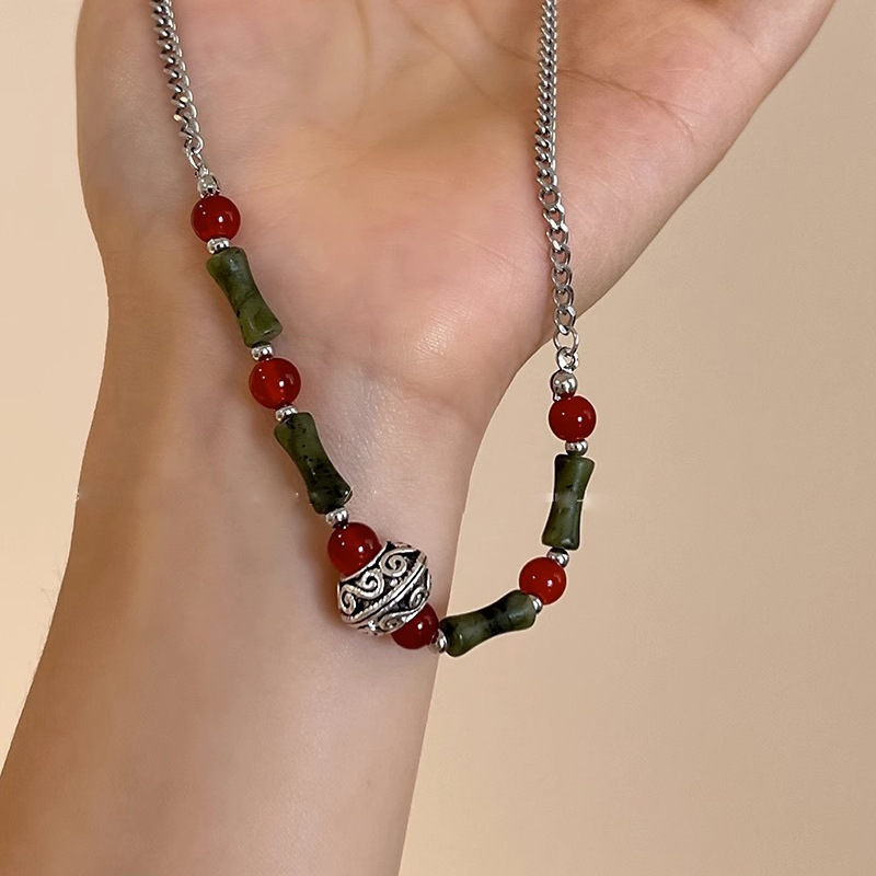 New Chinese-style peace pendant agate beaded necklace, a niche design for women, retro bamboo joint spliced vintage collarbone chain accessory Application Scenario