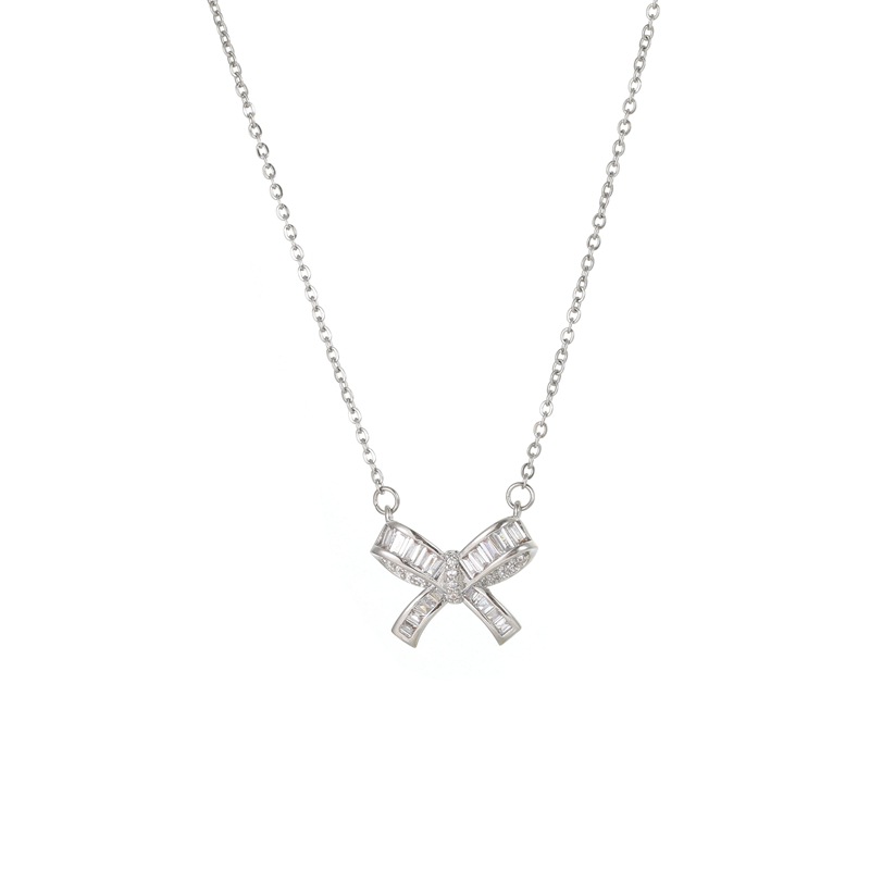 A silver bow titanium steel necklace with a Japanese and Korean design sense, a delicate zircon light luxury collarbone chain for women, and a versatile accessory for Internet celebrities Item Picture