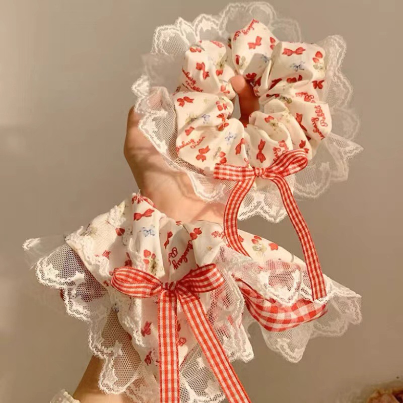 Red lace large intestine hair tie, fashionable bun hairstyle, cute matching 2025 spring, high elasticity, fluffy texture, exquisite quality details Picture