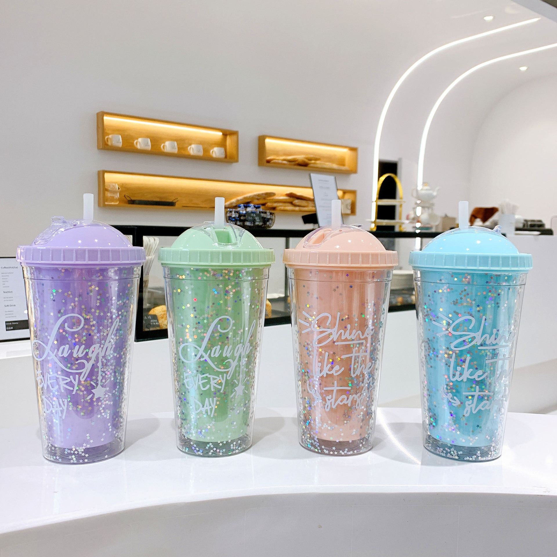 Korean version plastic cup, double-layer with straw, popular Instagram water cup, teenage girl's home, office, breakfast, milk and juice cup Application Scenario