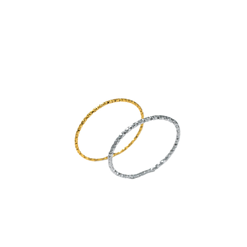 Plain bezel starry sky car flower ring for women, titanium steel, no color fading, 1MM extremely thin, versatile ring, with a unique and high-end line Item Picture