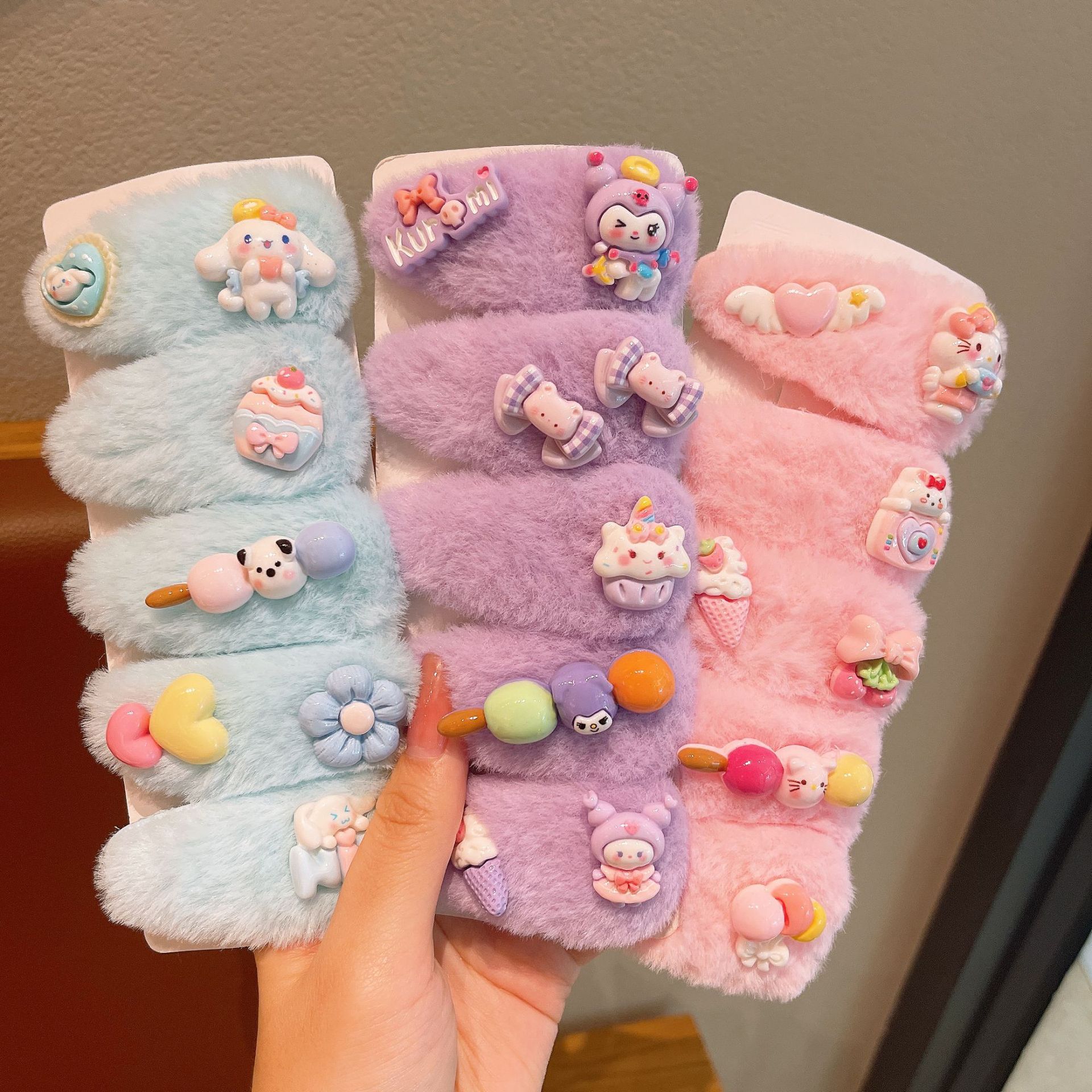 New autumn and winter children's cartoon plush hair clips, girls' back head hair accessories, girls' Kulomi bangs hair clip headwear Specification drawing