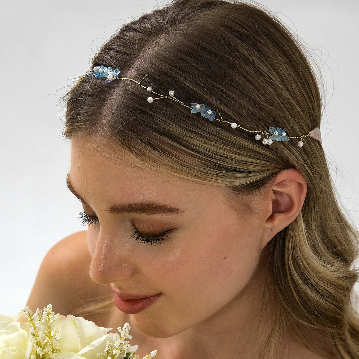Korean-style simple bride hair bands, ancient-style beautiful pearl beaded hair accessories, forest-style handcrafted butterfly braided hair bands wholesale full figure