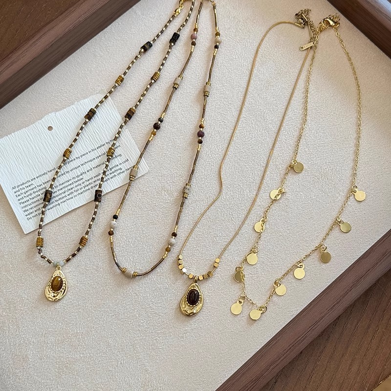 Maillard Tiger's Eye necklace, a light luxury tassel necklace, a collarbone chain, a niche design, and a double-layer layered accessory details Picture