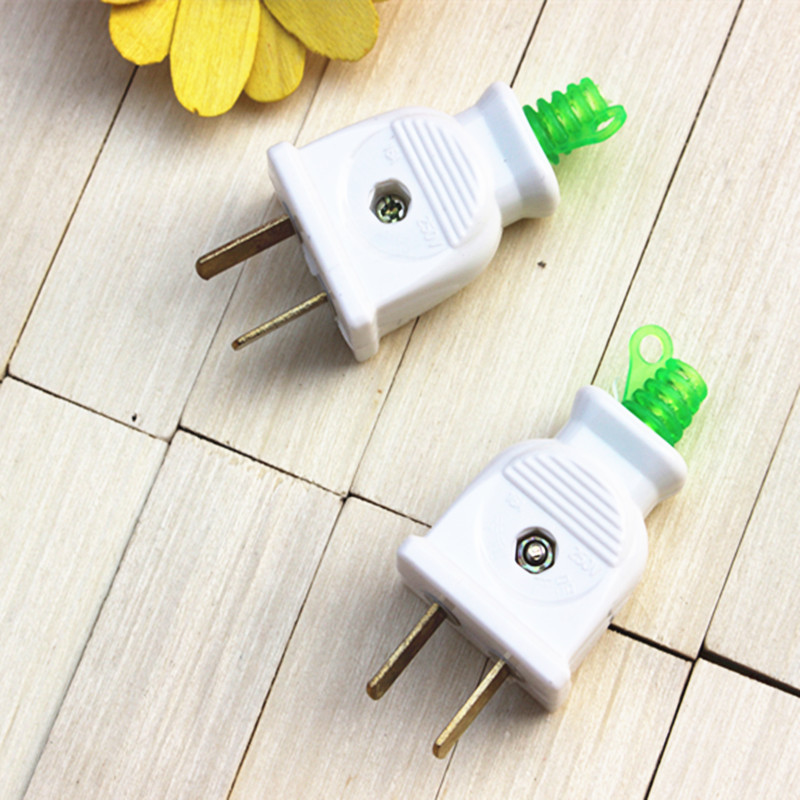 Two-pin plugs, rotating two-pin plugs, electrician's two-pole power plugs, one-yuan hardware wholesale Application Scenario