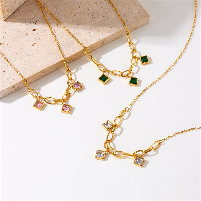 European and American fashionable and simple design, gold-plated titanium steel diamond-encrusted square accessory pendant chain necklace Application Scenario