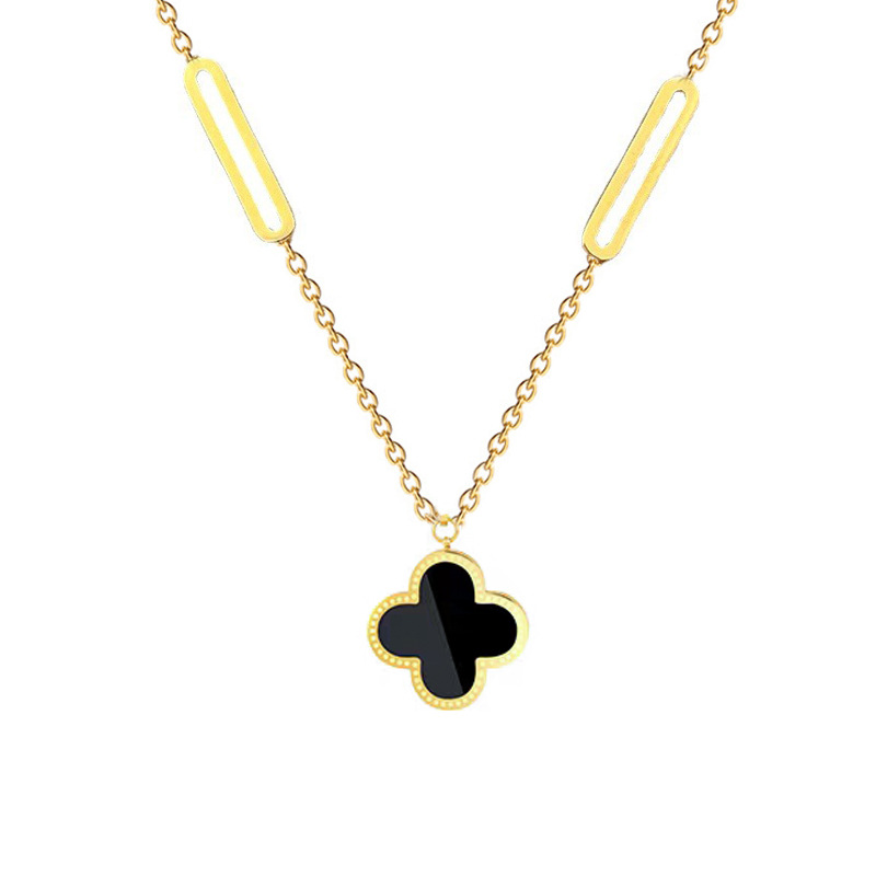 【 All-titanium Steel 】 Mother-of-pearl clover flower minimalist style furnace real gold necklace, female Instagram influencer collarbone chain Item Picture