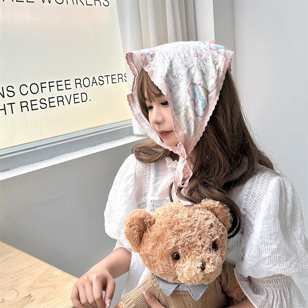Retro Showa girl! Fun checkered dog, cat, triangular headscarf, cute lace hair band, face-enhancing small hair accessory Application Scenario
