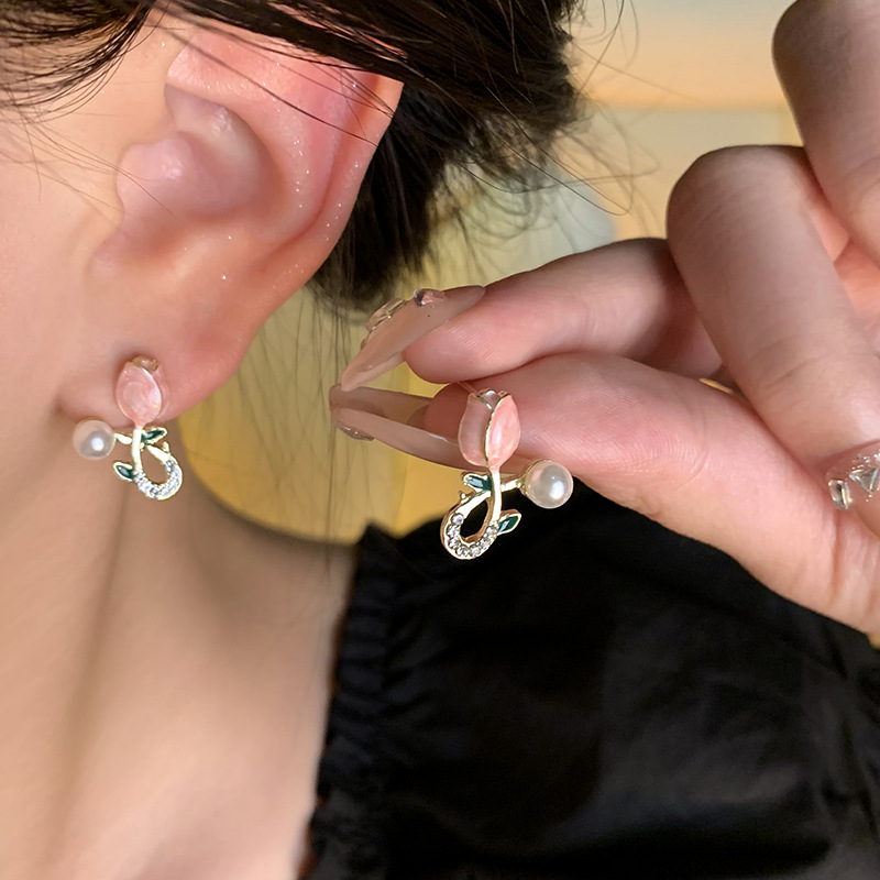 S925 Silver Needle Fresh Tulip earrings for Women, trendy and versatile on Instagram, elegant and high-end pearl stud earrings details Picture