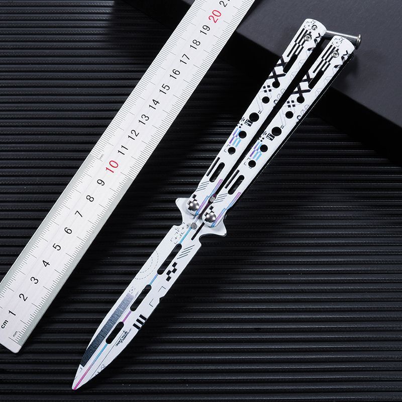 The manufacturer's best-selling CSGO game's uncut all-steel butterfly knife swing training knife folding practice undefined