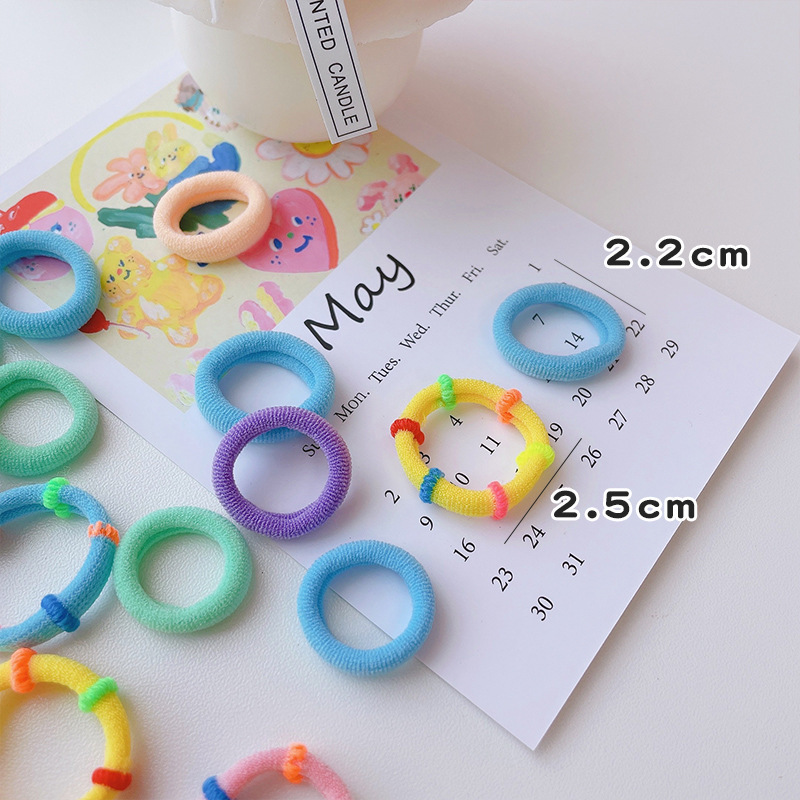 Korean tubular loop basic knot style, no hair damage, hair tie, high elasticity fleece hair band, women's fluffy hair accessory Application Scenario