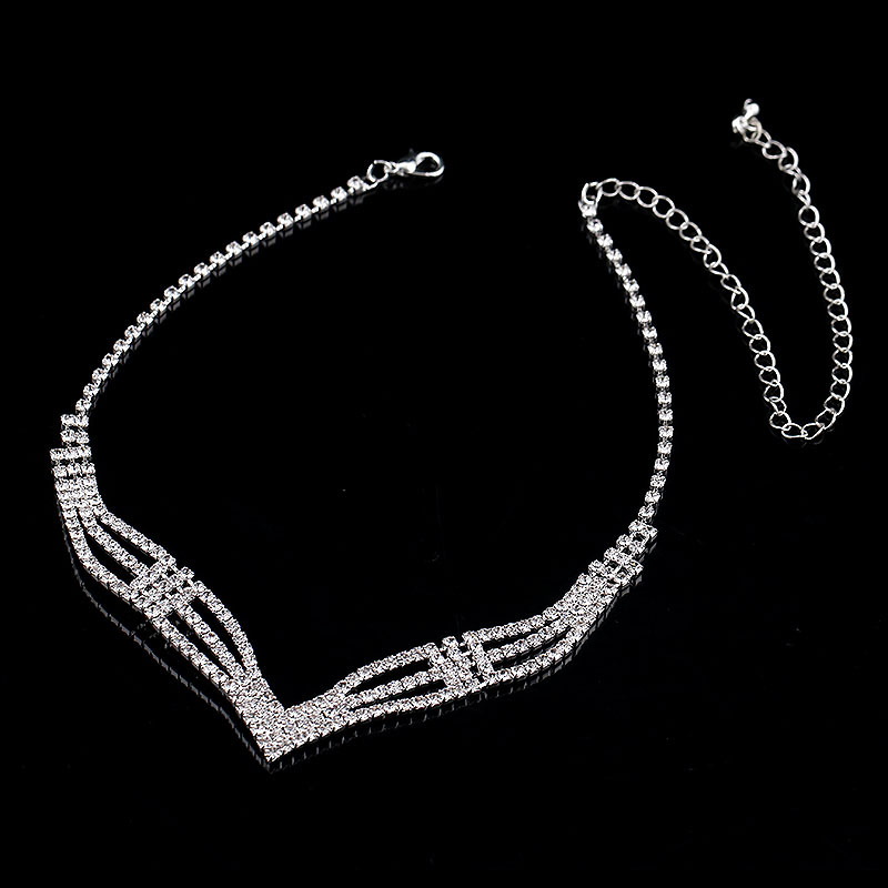 Wedding accessories: European and American fashion V-shaped full diamond set, earrings, necklace, bride's claw chain two-piece accessory ZN002 details Picture