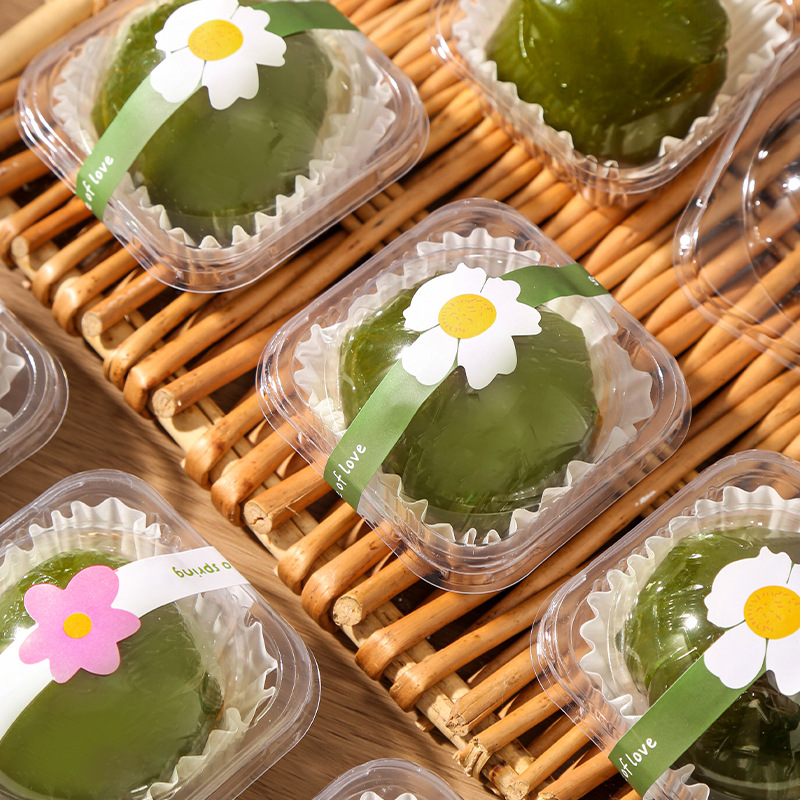 Each piece of green rice ball packaging box contains 80g of mugwort Qingming Fruit Snow Beauty egg yolk pastry packaging box, transparent baking box Specification drawing