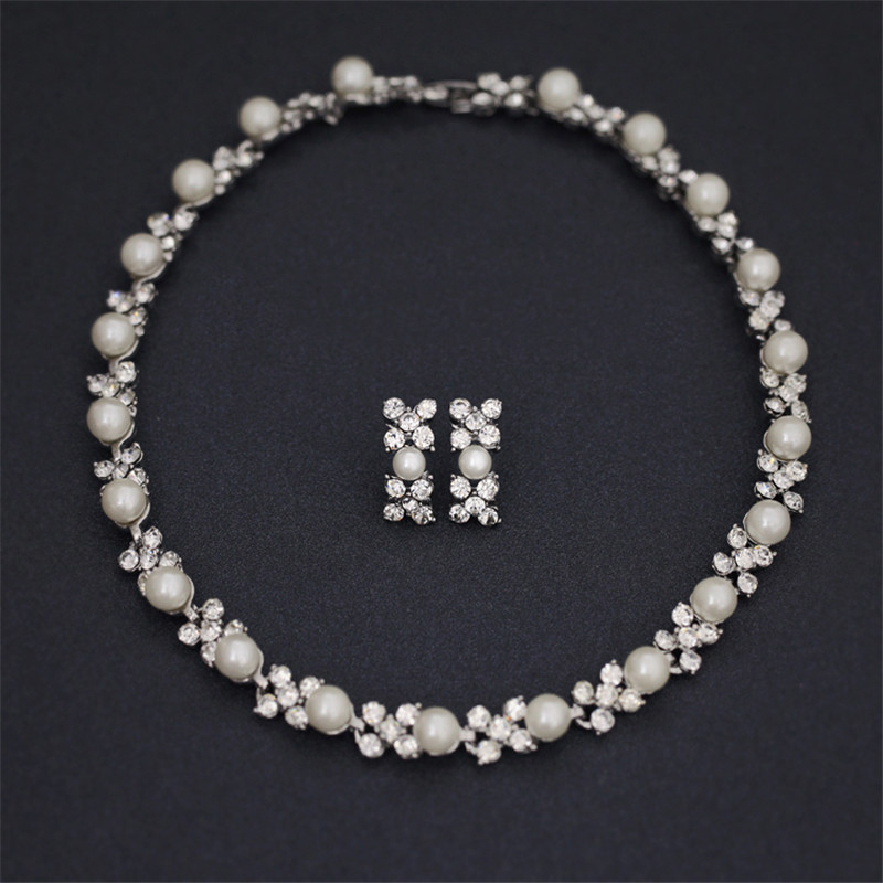 European and American bestseller, sparkling diamond pearl flower necklace Stud set, two-piece bridal dress accessory set N4145 full figure