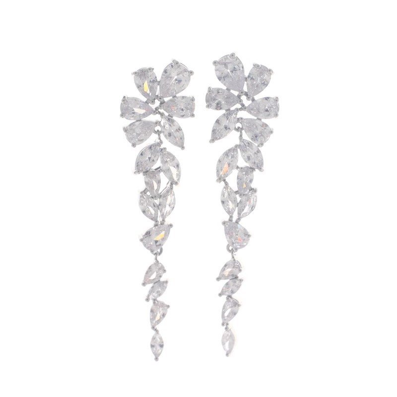 Super Flash Zircon long tassel earrings, women's heavy industry style slimming and elegant stud earrings, light luxury and versatile earrings accessories wholesale Item Picture