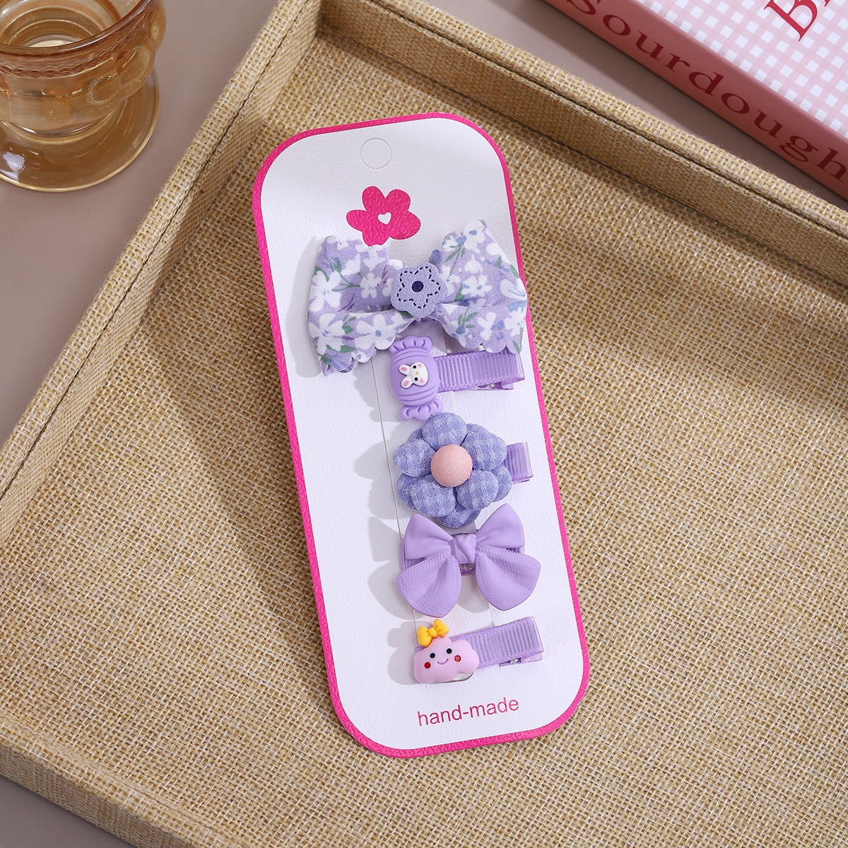 Girls' fabric small hair clips, hair accessories, children's cute baby, super cute infant and toddler fetal hair clips, new hair clip headwear Application Scenario