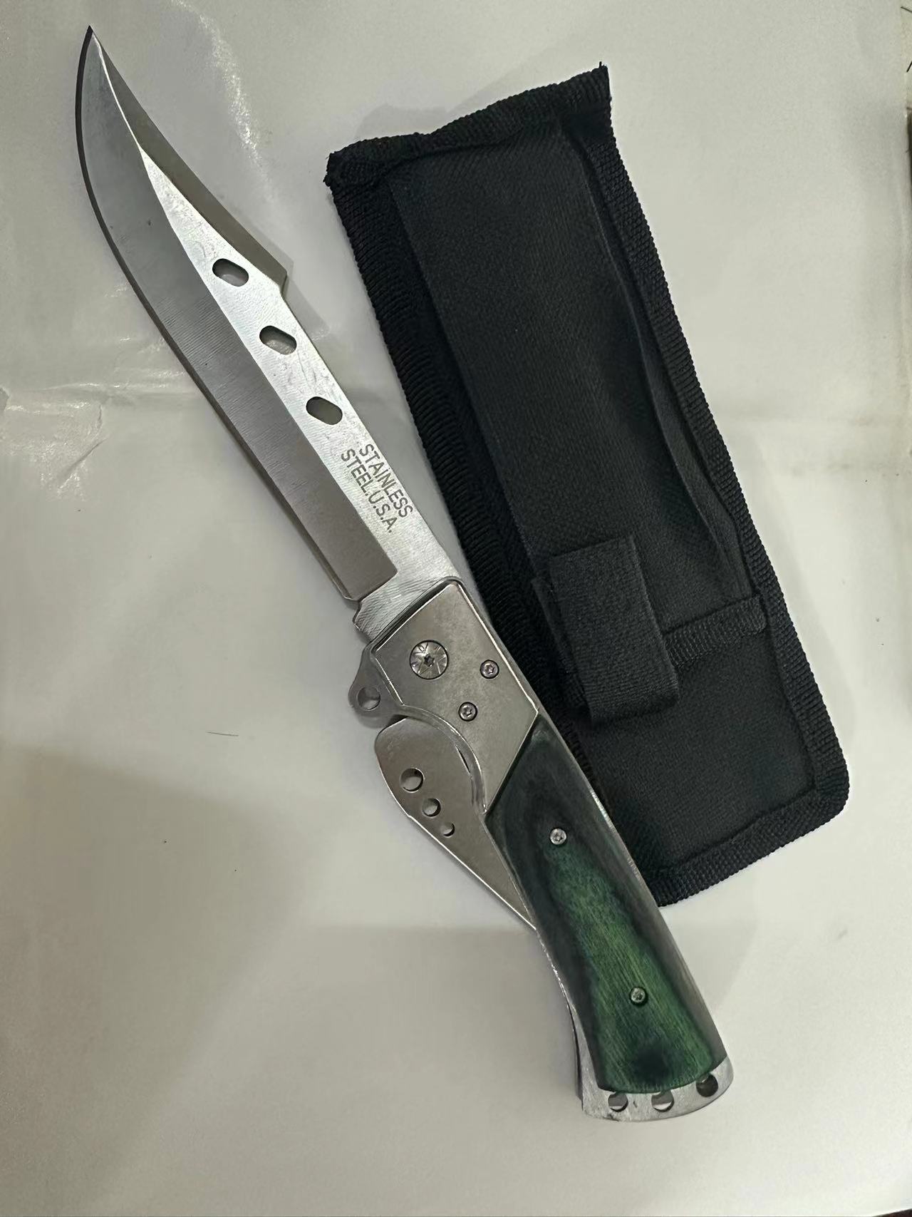 Factory direct sales of high-hardness knives, sharp folding knives, portable outdoor knives, folding knives, Yangjiang knives undefined