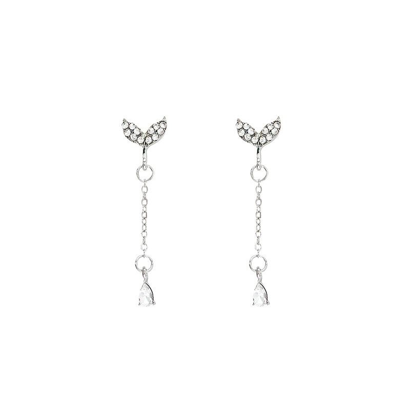 Super sparkling diamond-encrusted fishtail stud earrings, a niche design for women with water drop tassels, a cool and elegant earpiece that has become a popular online celebrity Item Picture