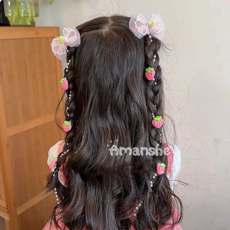 Children's pearl braided hair chain, bow hair clip, super fairy-like cartoon tassel pair clip for girls, princess hair accessory for girls Application Scenario