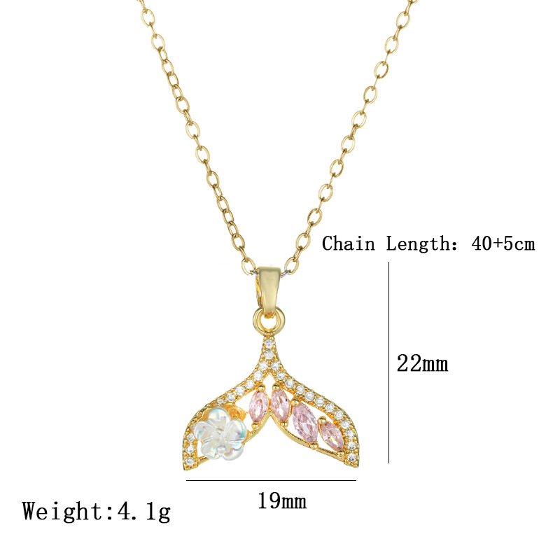Korean sweet design style pink diamond small fish tail titanium steel necklace, fashionable and versatile for women, slightly inlaid zircon collarbone chain Item Picture