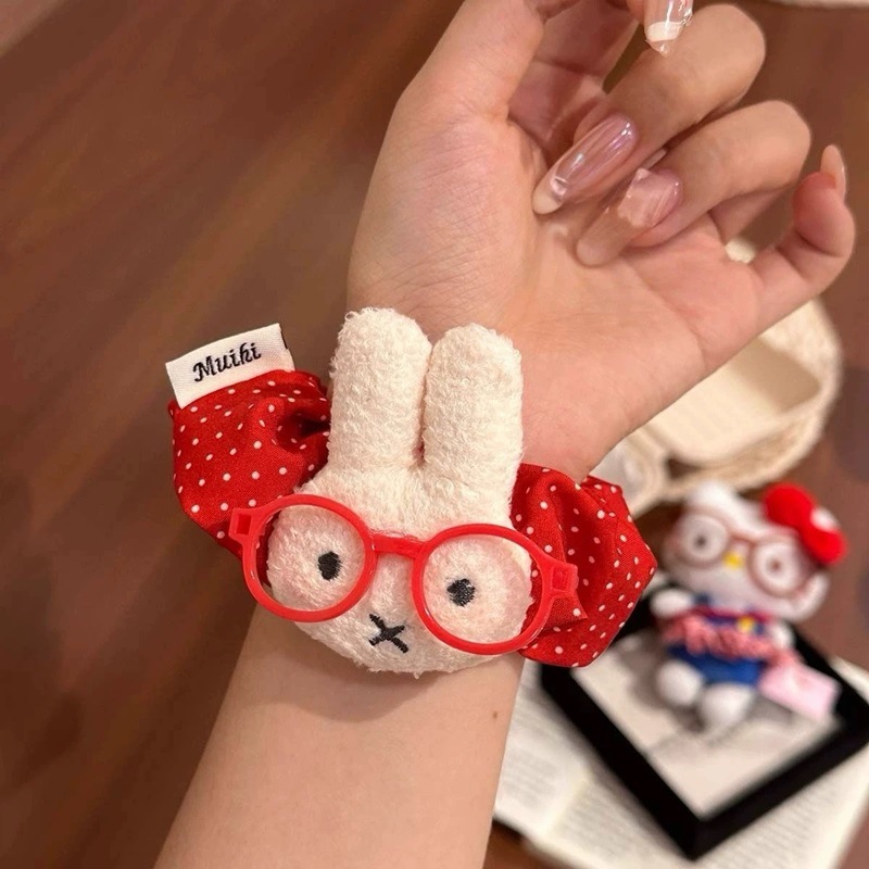 Cartoon red polka dots with glasses, Miffy rabbit hair tie, girl's ponytail, KT cat large intestine ring, sweet bun hair tie Application Scenario